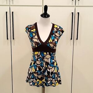 Women's size small plunging v-neck top from B.Wear Byer California